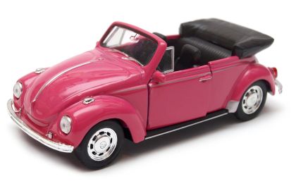 Металeн автомобил с отварящи се врати Volkswagen Beetle кабрио 1:34 Welly розова
