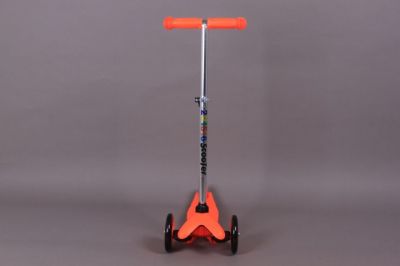 Тротинетка/скутер с регулираща се дръжка оранжева