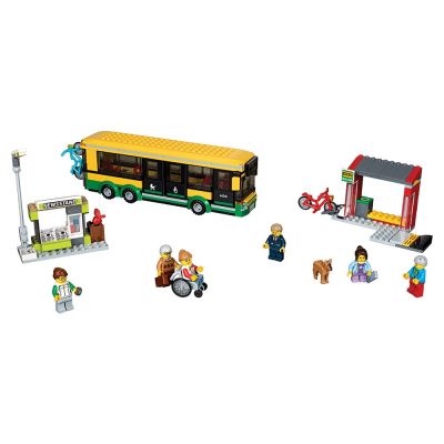 LEGO CITY Автобусна спирка с фигурки 60154