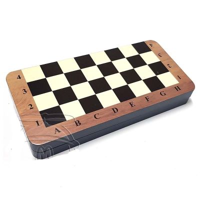 Класически дървен шах и табла 3 в 1 среден