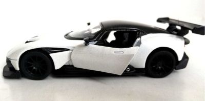 Метална количка Aston Martin Vulcan - бял Kinsmart 1/38