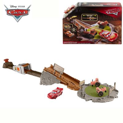 Disney Cars Писта с изстрелвачка Smokey's Tractor Mattel - FLK03