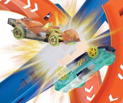 Комплект писта сблъсък в тайфуна Mattel Hot Wheels HGV67