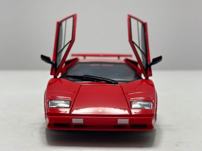 Метален автомобил Lamborghini Countach LP 5000 S Welly 1:24 red