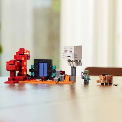 Конструктор LEGO Minecraft Засада до портала към Ада 21255