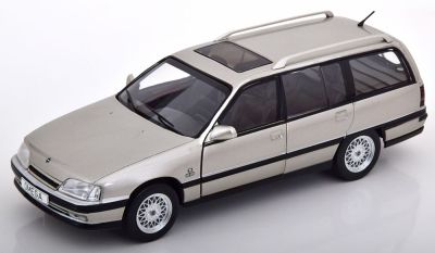 Метална кола Opel Omega A2 Caravan 1990 WHITE BOX 124165