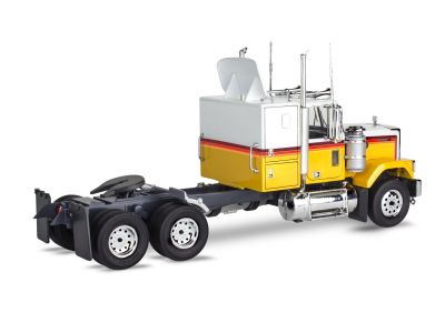 Сглобяем модел камион Chevy Bison Semi Truck Revell R17471