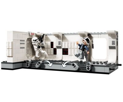 Конструктор LEGO Star Wars 75387 На борда на Тантив IV