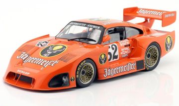 Метална кола Kremer Porsche 935 K4 WERK83 W18010002 - 1:18