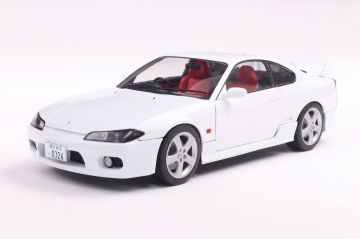 Метален автомобил NISSAN SILVIA S15 1999 SOLIDO 1:18 - 1812201 