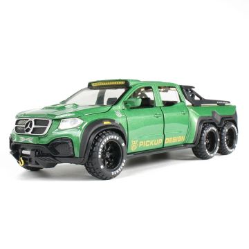 Метален автомобил Mercedes пикап със звук и светлини 1/24 зелен