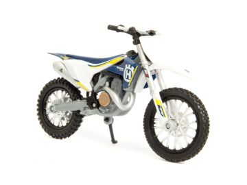 Метален мотор Husqvarna FC450 Maisto 1:18