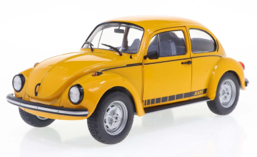 Метален автомобил Volkswagen Beetle 1303 1:18 SOLIDO 1800522