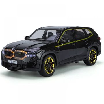 Метален автомобил BMW XM 1/24 черен