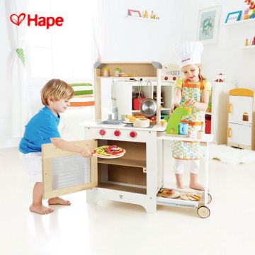 Детска дървена кухня с разтегателен плот Hape - H3126