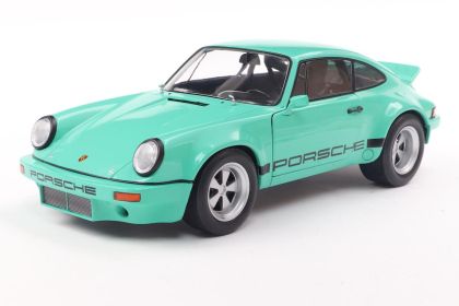 Метален автомобил PORSCHE 911 IROC MINT GREEN 1974 SOLIDO 1:18 - 1810705 