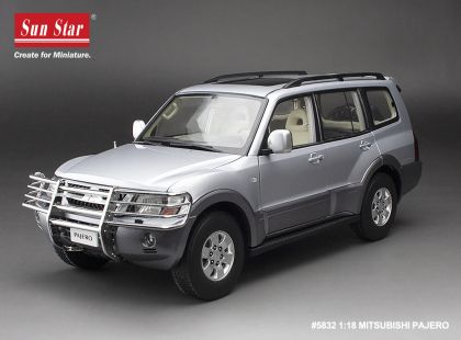 Метален джип Mitsubishi Pajero V73 SUN STAR SS5832