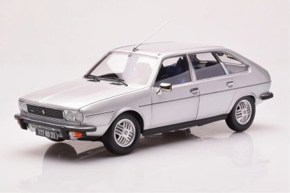 Метална кола Renault 30 TX 1979 Norev 1:18 - 185272