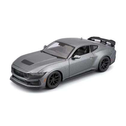 Метална кола Ford Mustang Darkhorse 1:24 Maisto 32925
