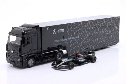 Метален камион автовоз Mercedes Benz AMG team F1 1/43 Bburago 38402