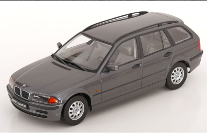 Колекционерска метална кола BMW 3 E46 Touring 1:18 KK Scale 181463