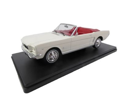 Метален автомобил Ford Mustang Convertible 1965 SALVAT SAL24MVQ2