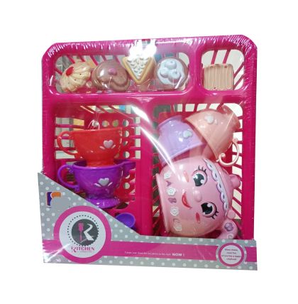 Детски кухненски прибори в сушилник 405