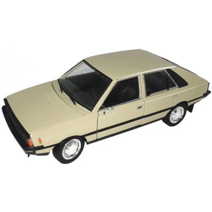 Метална кола FSO POLONEZ 1500 Welly 1:24
