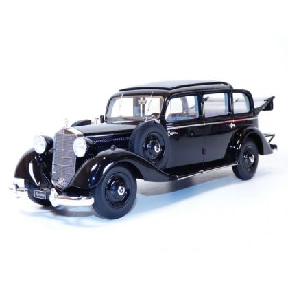 Метален автомобил Mercedes-Benz 260 D (W138) Pullman 1936 Triple9 Collection 1:18 9R1800103