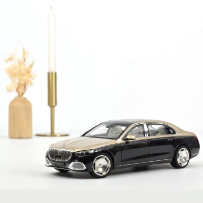 Метална кола Mercedes Maybach S 680 4MATIC 2021 Norev 1:18 - 183917