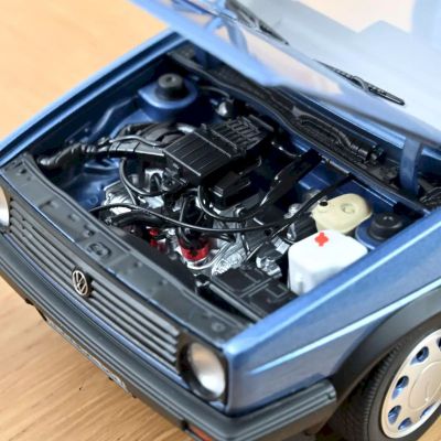 Метална кола Volkswagen Golf 10 Million 1988 Norev 1:18 - 188562