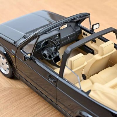 Метална кола Volkswagen Golf Cabriolet 1992 Norev 1:18 - 188568