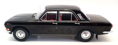 Метална кола Volga M24 1972 - 1:18 Model Car Group 18013