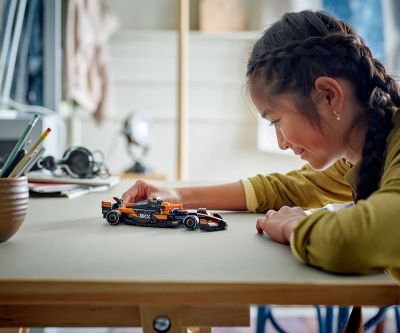 Конструктор Болид McLaren F1 Team MCL38 LEGO Speed Champions 77251 