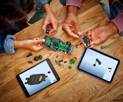 Конструктор Болид Aston Martin Aramco F1 AMR24 LEGO Speed Champions 77245 