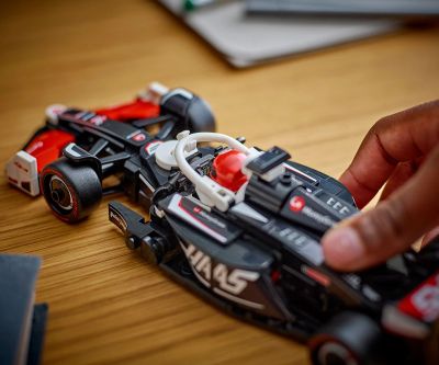 Конструктор Болид MoneyGram Haas F1 Team VF-24 LEGO Speed Champions 77250 