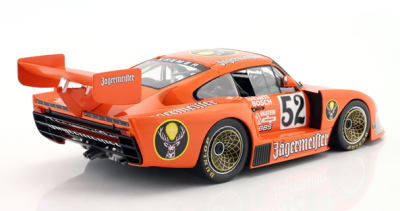Метална кола Kremer Porsche 935 K4 WERK83 W18010002 - 1:18