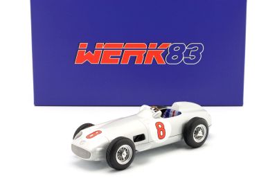 Метална кола Mercedes-Benz W196 #8 WERK83 W1801803 - 1:18