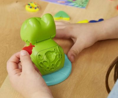 Комплект жаба и пластелин Hasbro F6926 Play Doh 
