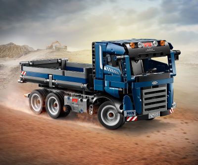 Конструктор LEGO Technic 42203 Самосвал с подвижен леген