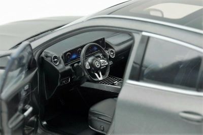 Метален автомобил Mercedes-Benz EQA Offroader AMG Line 2021 NZG 1:18 B66960826