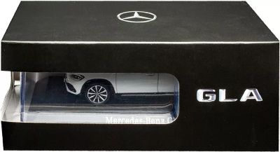 Метален джип Mercedes-Benz GLA SUV 2020 1:43 SPARK B66961034