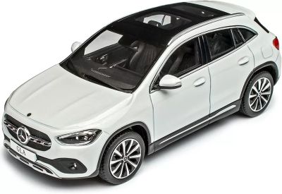 Метален джип Mercedes-Benz GLA SUV 2020 1:43 SPARK B66961034