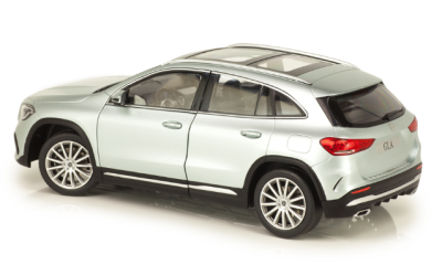 Метален автомобил Mercedes-Benz GLA 2020 Zmodels 1:18 B66961036