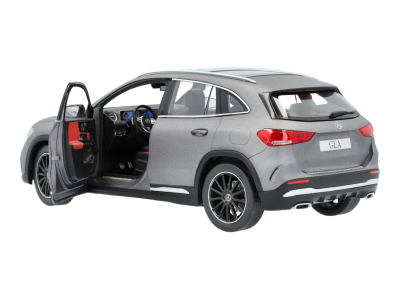 Метален автомобил Mercedes-Benz GLA 2020 Zmodels 1:18 B66961037