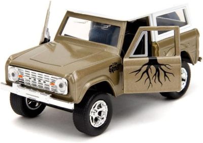 Метален автомобил Ford Bronco с Груут 1973 1:32 Jada Toys 253223018