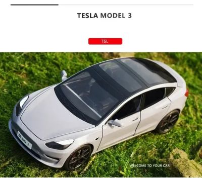 Метален автомобил Tesla Model 3 със звук и светлини 1/24 