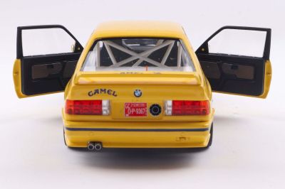 Метален автомобил BMW E30 M3 GR.A YELLOW #1 SOLIDO 1:18 - 1801528 