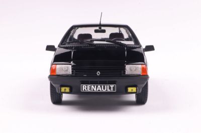 Метален автомобил RENAULT FUEGO TURBO 1980 SOLIDO 1:18 - 1806406 