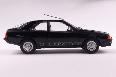 Метален автомобил RENAULT FUEGO TURBO 1980 SOLIDO 1:18 - 1806406 